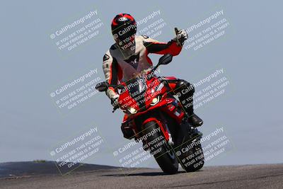 media/May-22-2023-Fastrack Riders (Mon) [[ae7626d9d8]]/Level 2/1230pm (Outside Grapevine)/